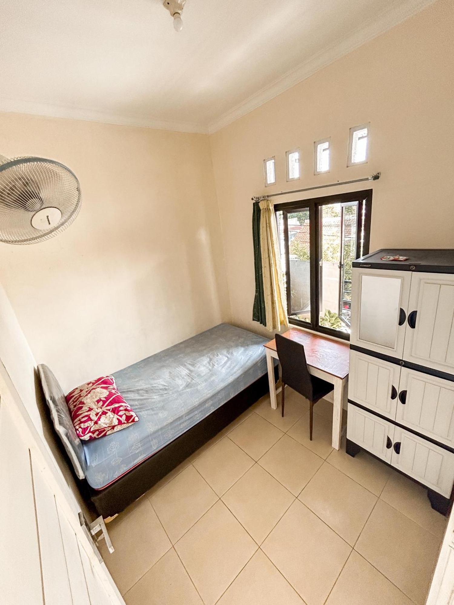 Rama Shinta Guest House & Coffee Yogyakarta Exterior foto